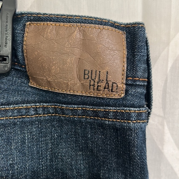 Bullhead, Wilshire Lightly Distressed, Bootcut Jeans, Size 38X32 - Picture 4 of 6